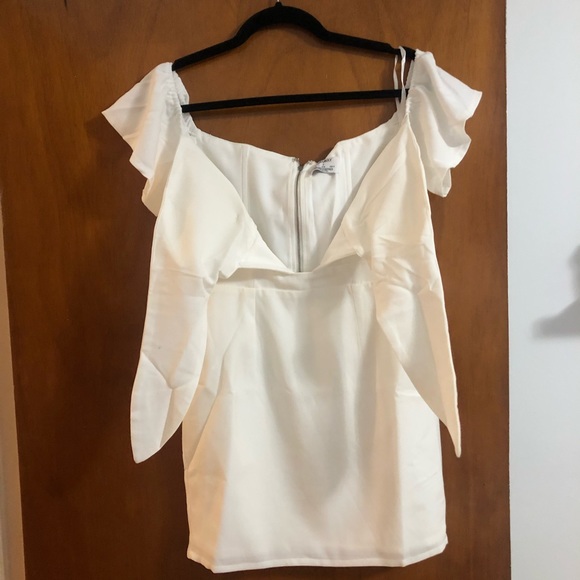 Runaway the label (Australian brand) Gigi dress - Picture 3 of 6